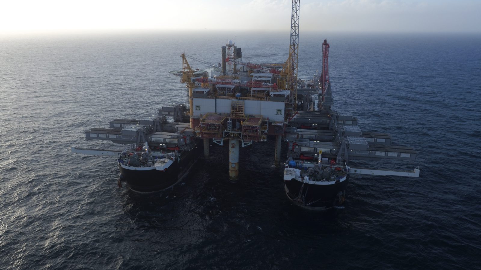 Yme topsides removal - Allseas